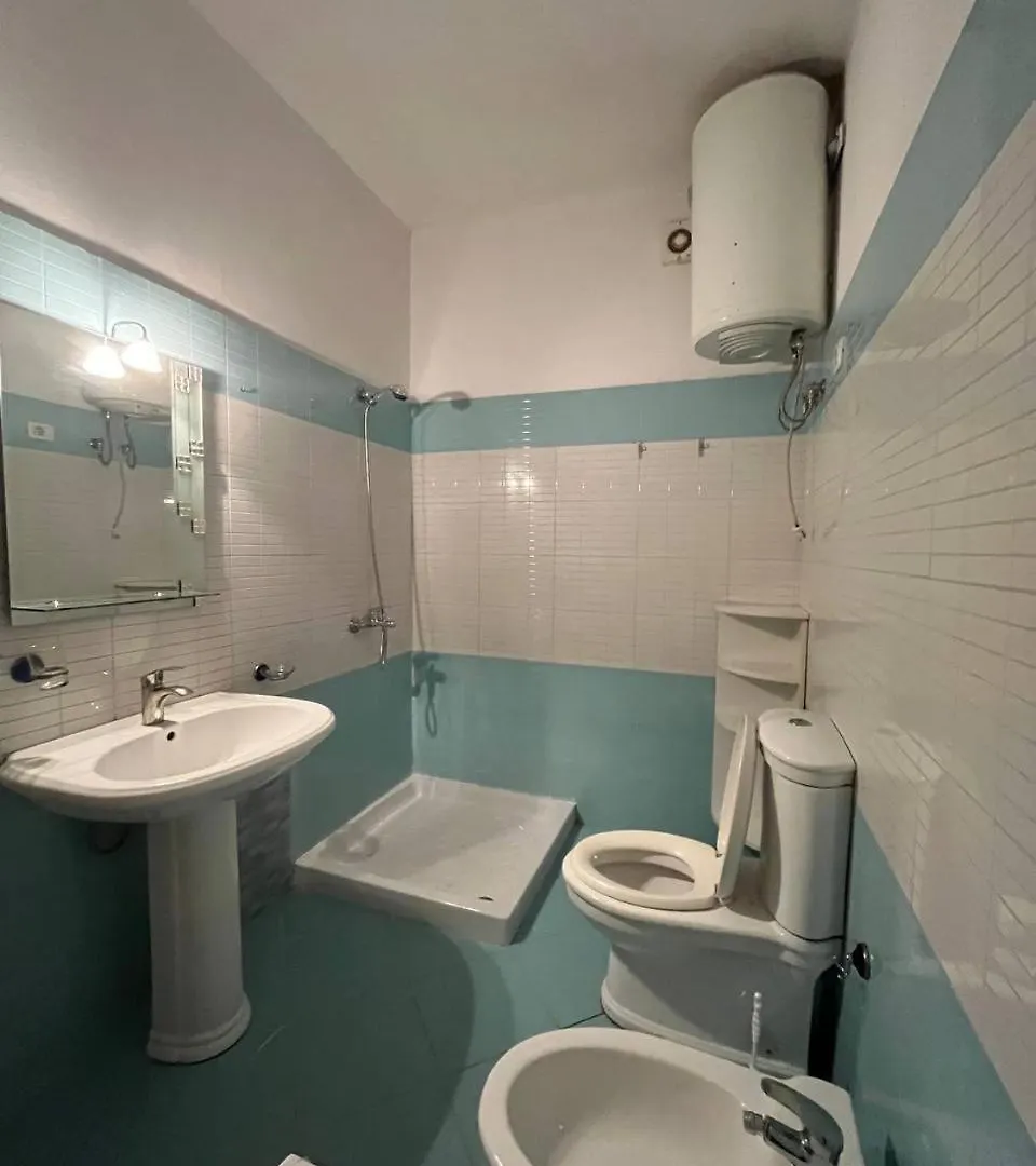 Apartment Ridi'S Guesthouse In Vlore
