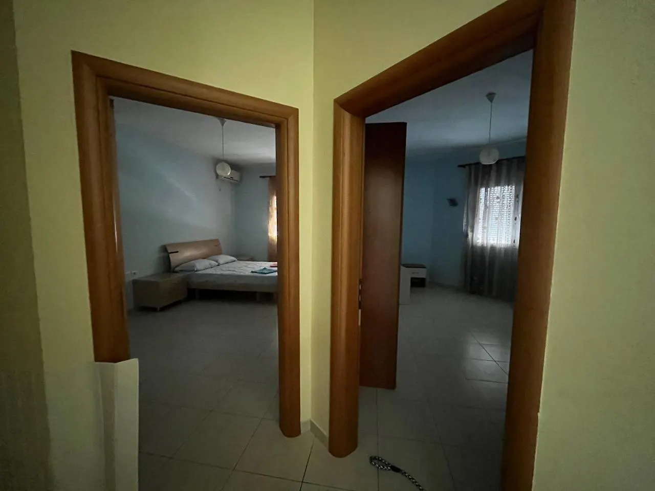 Ridi'S Guesthouse In Vlore Apartment